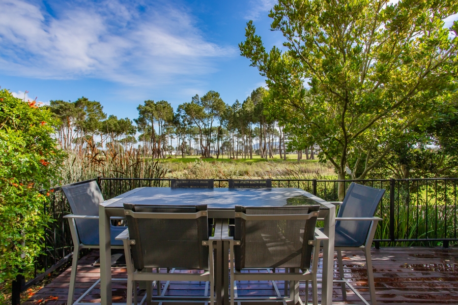 4 Bedroom Property for Sale in Pearl Valley at Val de Vie Western Cape